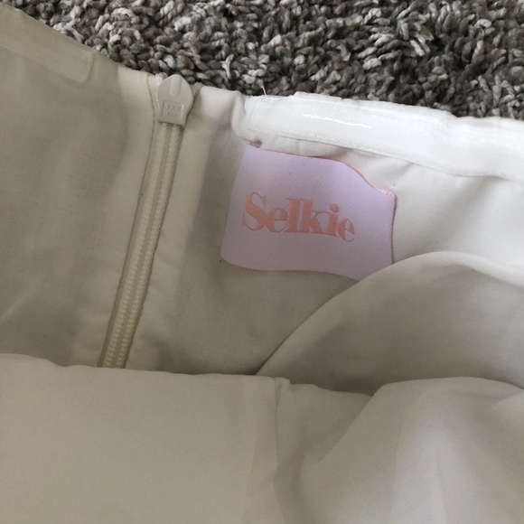 Selkie White Mini Dress - Picture 7 of 8